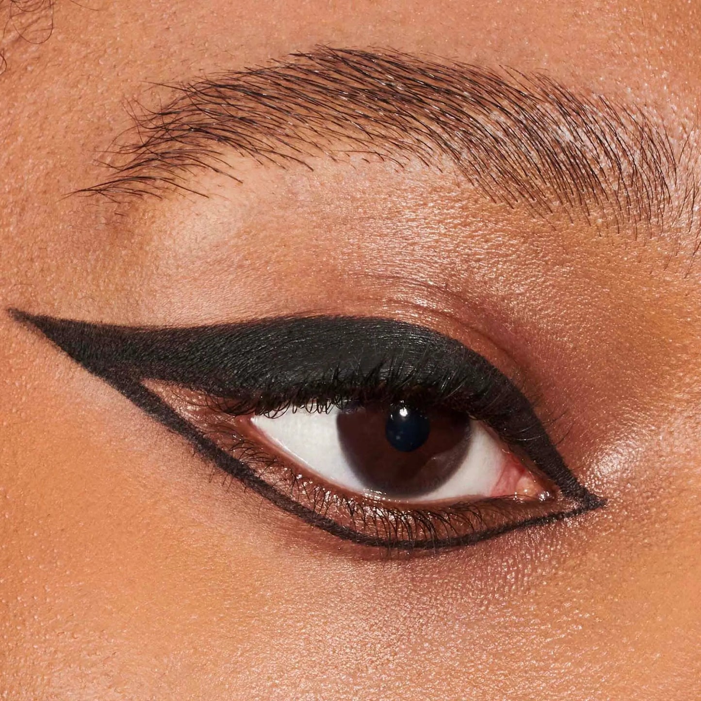 Buy 1 Get 1 Free — 24H Waterproof Eyeliner That Won’t Smudge