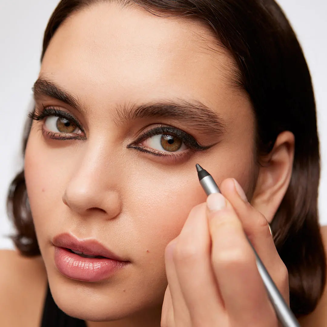 Buy 1 Get 1 Free — 24H Waterproof Eyeliner That Won’t Smudge